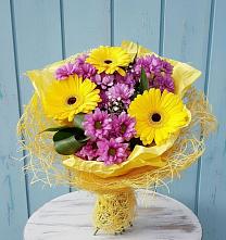 Букет цветов из:  Хризантемы и Герберы в Шадринске